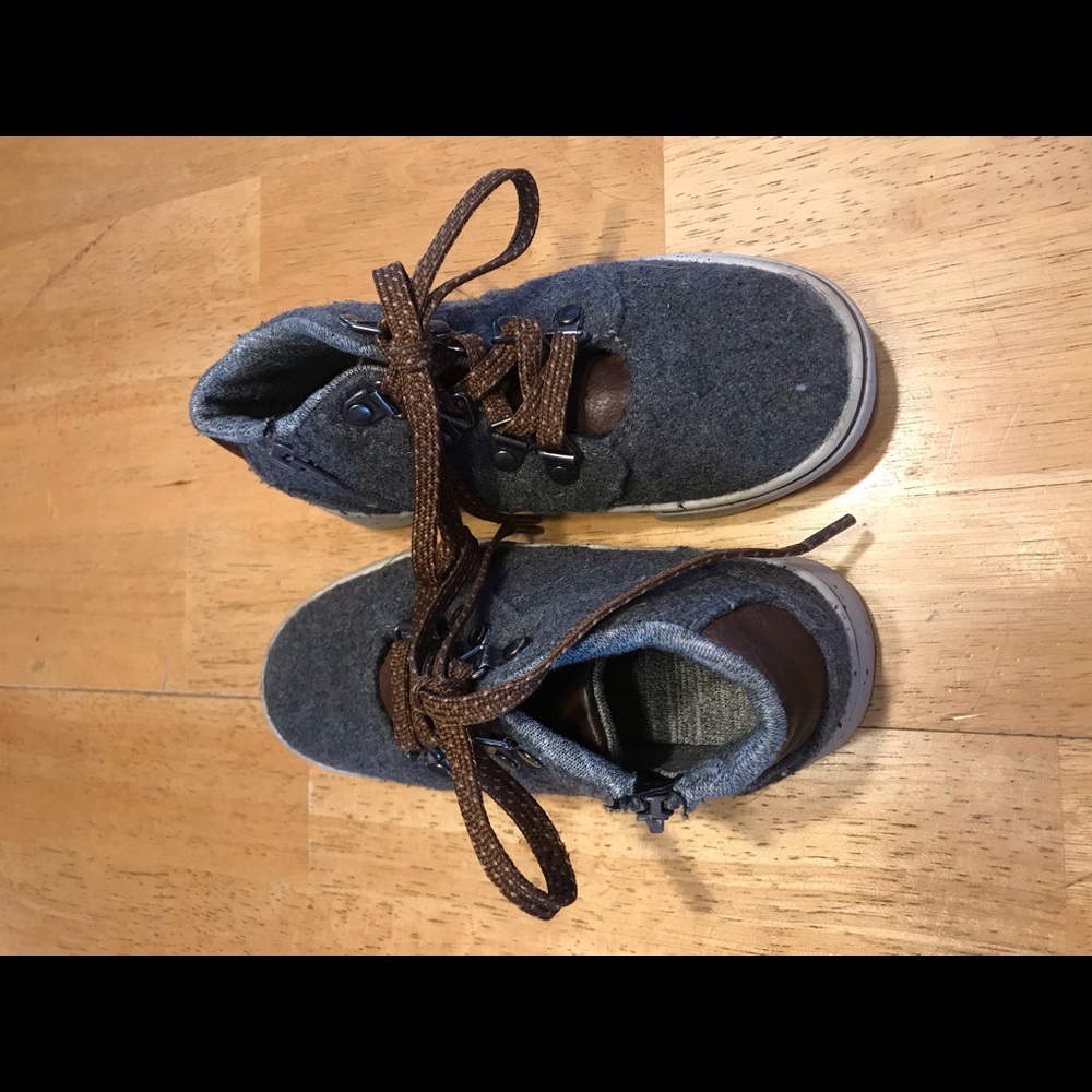 Boy’s Grey Boots